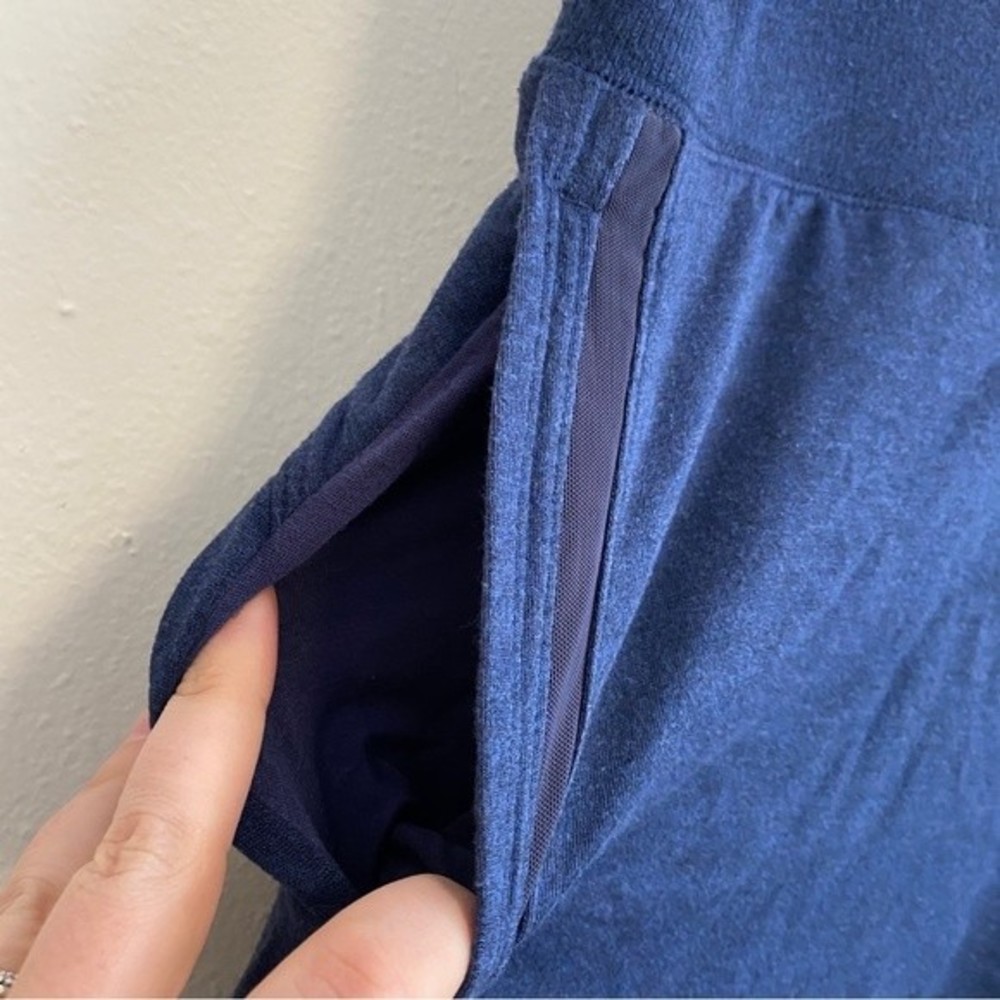 Athleta Breathe Shortie Shorts Super Soft Navy Blue Size XL - Picture 3 of 7